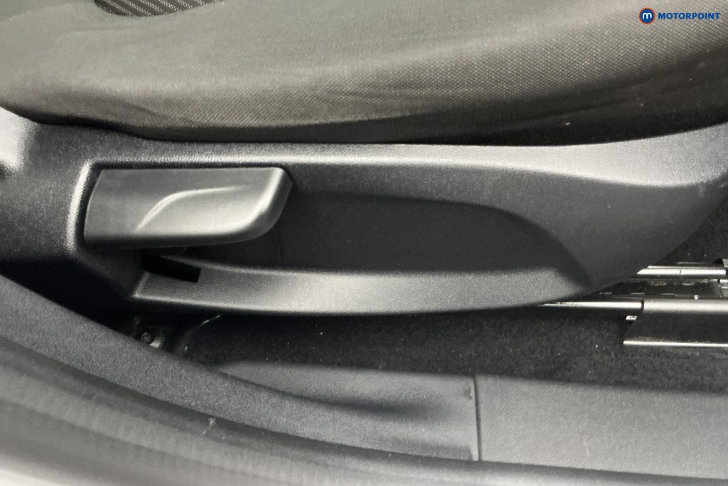 Ford Fiesta Trend Manual Petrol Hatchback - Stock Number (1671144) - 23rd supplementary image