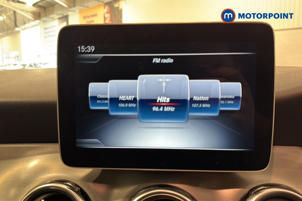 Mercedes-Benz GLA Amg Line Automatic Petrol SUV - Stock Number (1671197) - 8th supplementary image