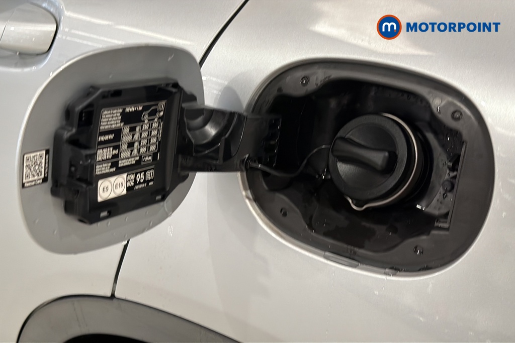 Mercedes-Benz GLA Amg Line Automatic Petrol SUV - Stock Number (1671197) - 41st supplementary image