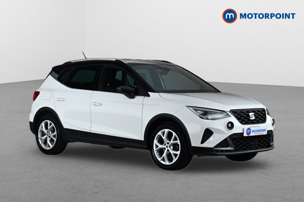 Seat Arona FR Automatic Petrol SUV - Stock Number (1671436) - Drivers side front corner