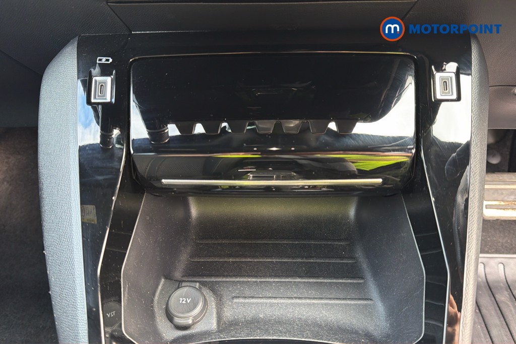 Peugeot 2008 GT Automatic Petrol SUV - Stock Number (1671443) - 16th supplementary image