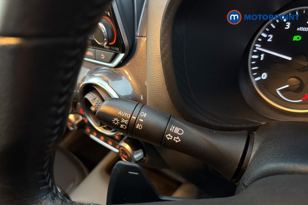 Nissan Juke Tekna Automatic Petrol SUV - Stock Number (1671456) - 6th supplementary image