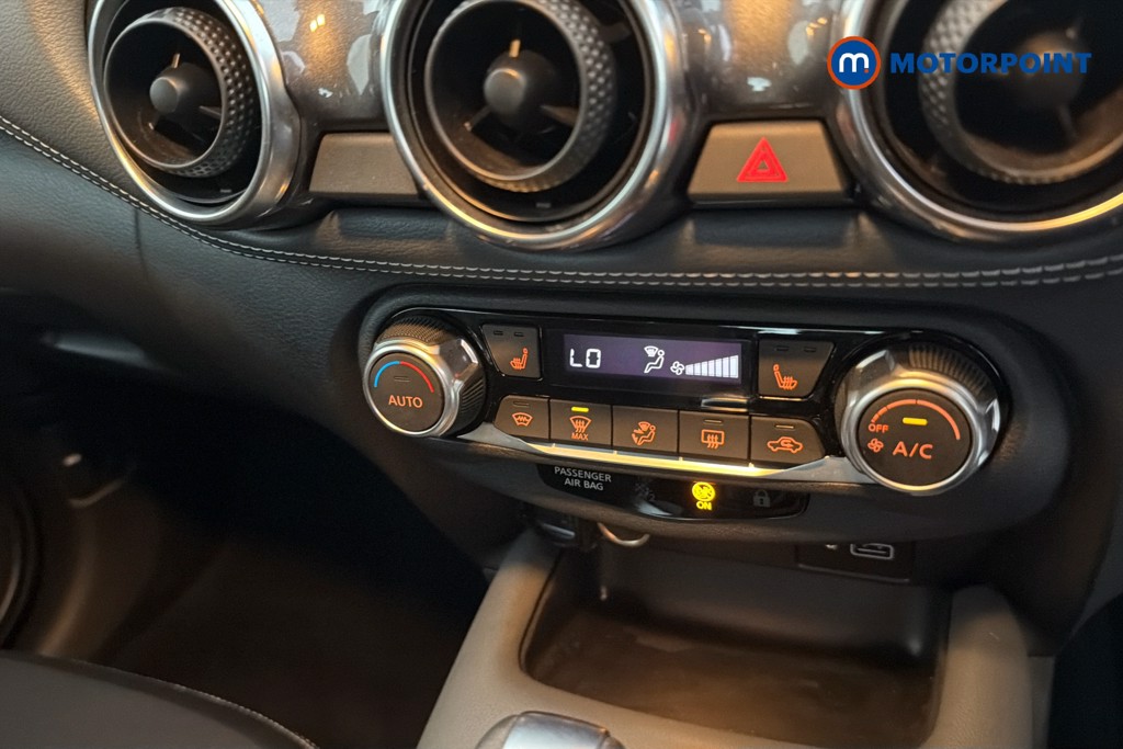 Nissan Juke Tekna Automatic Petrol SUV - Stock Number (1671456) - 12th supplementary image