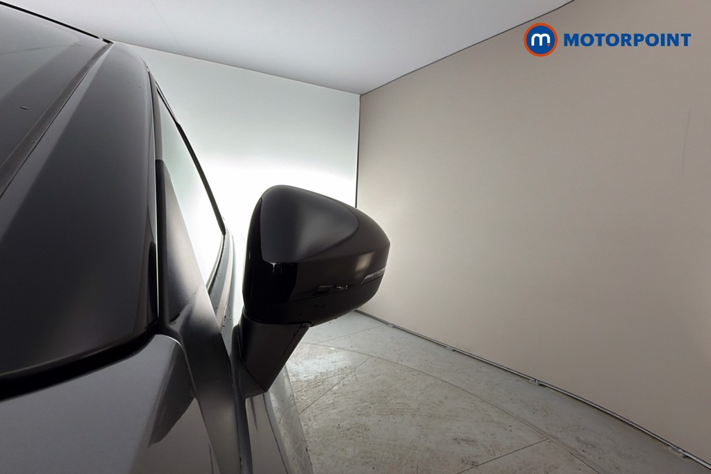 Nissan Juke Tekna Automatic Petrol SUV - Stock Number (1671456) - 43rd supplementary image