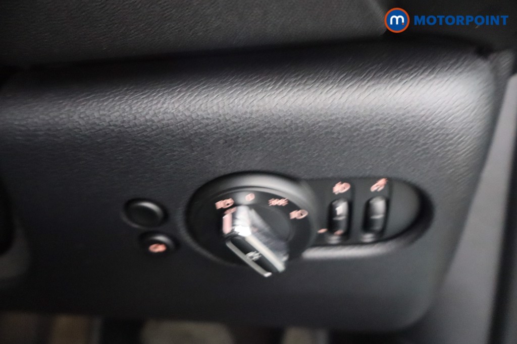Mini Hatchback Cooper Classic Automatic Petrol Hatchback - Stock Number (1671699) - 12th supplementary image