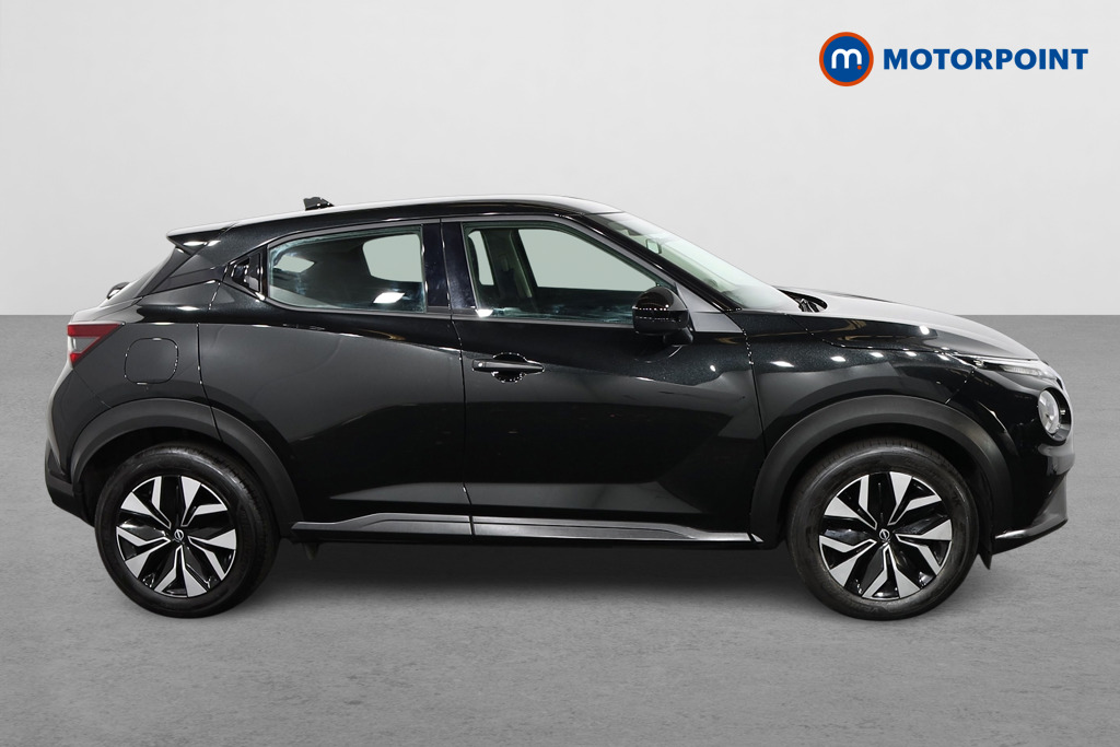 Nissan Juke Acenta Premium Automatic Petrol SUV - Stock Number (1671717) - Drivers side