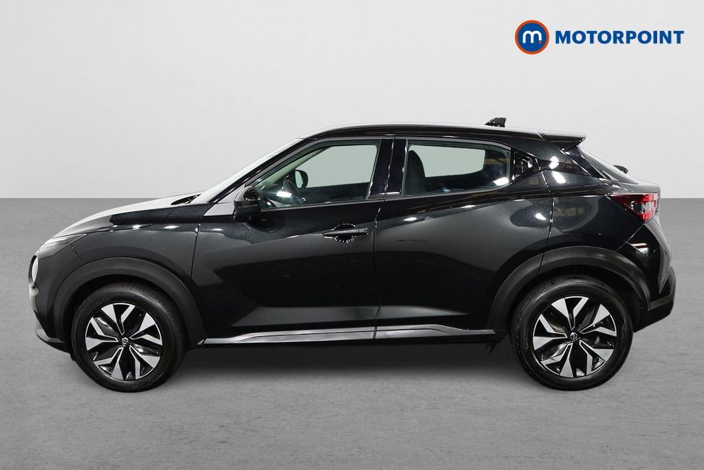 Nissan Juke Acenta Premium Automatic Petrol SUV - Stock Number (1671717) - Passenger side