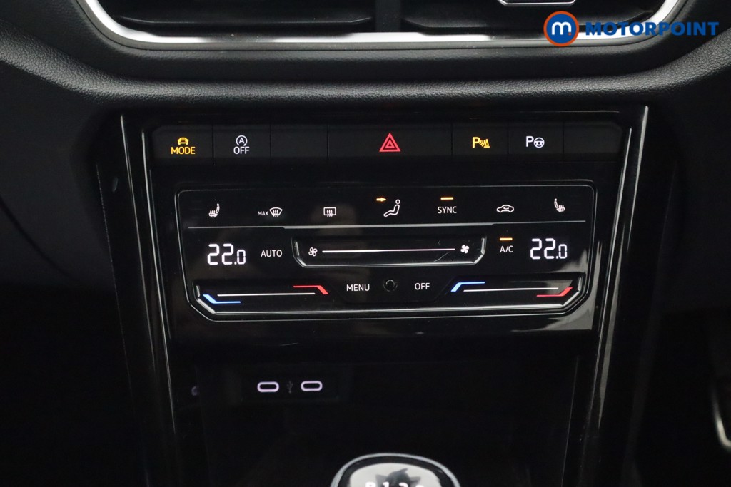 Volkswagen T-Roc R-Line Manual Petrol SUV - Stock Number (1671781) - 5th supplementary image