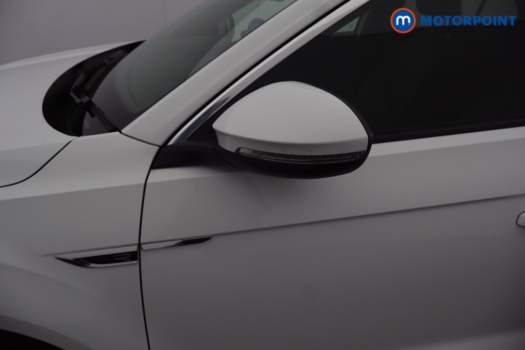 Volkswagen T-Roc R-Line Manual Petrol SUV - Stock Number (1671781) - 46th supplementary image