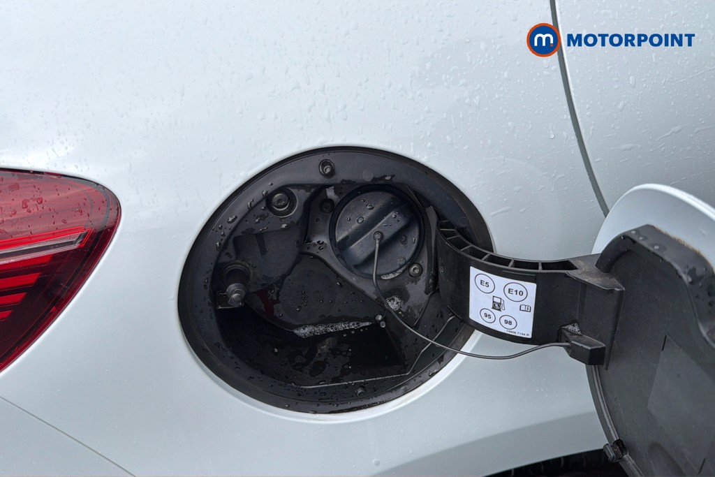Renault Clio Rs Line Manual Petrol Hatchback - Stock Number (1671807) - 1st supplementary image