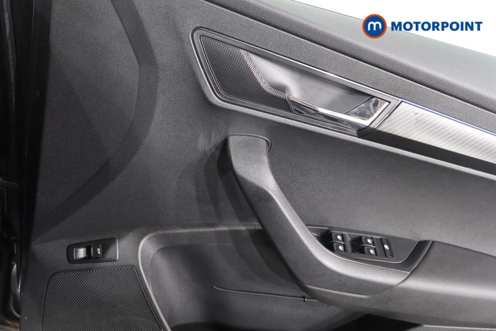 Skoda Karoq Sportline Manual Petrol SUV - Stock Number (1671820) - 9th supplementary image