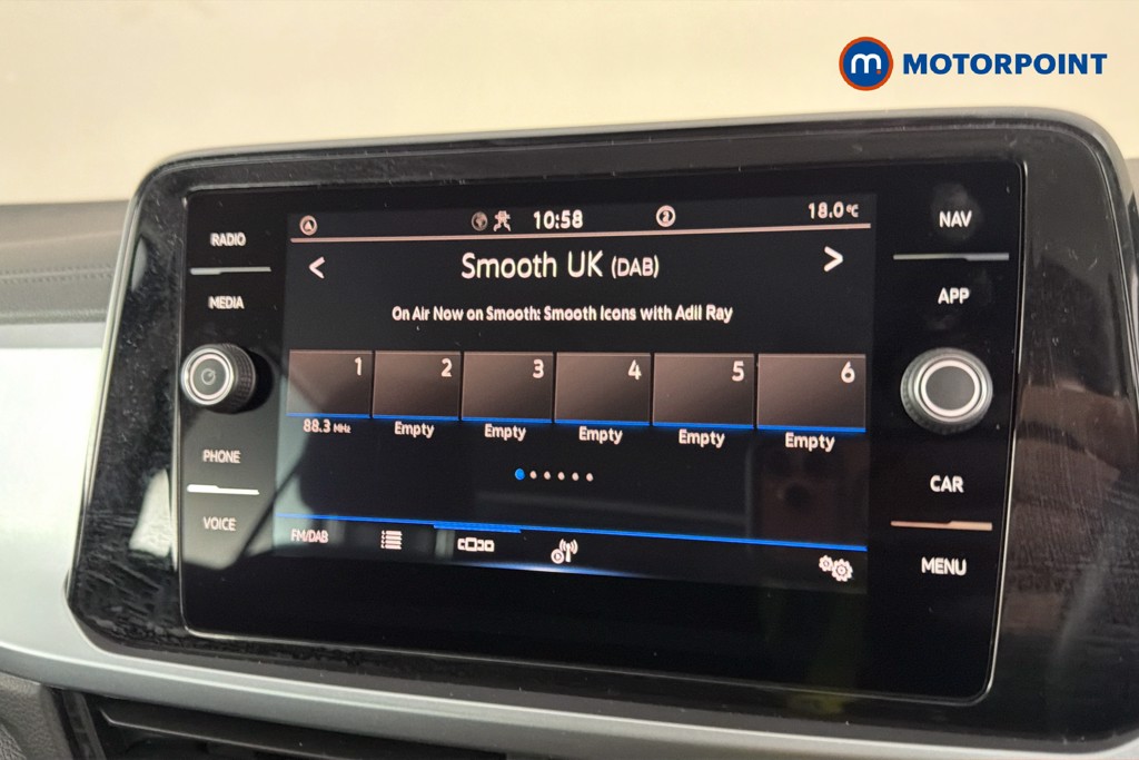 Volkswagen T-Roc Life Manual Petrol SUV - Stock Number (1671831) - 9th supplementary image