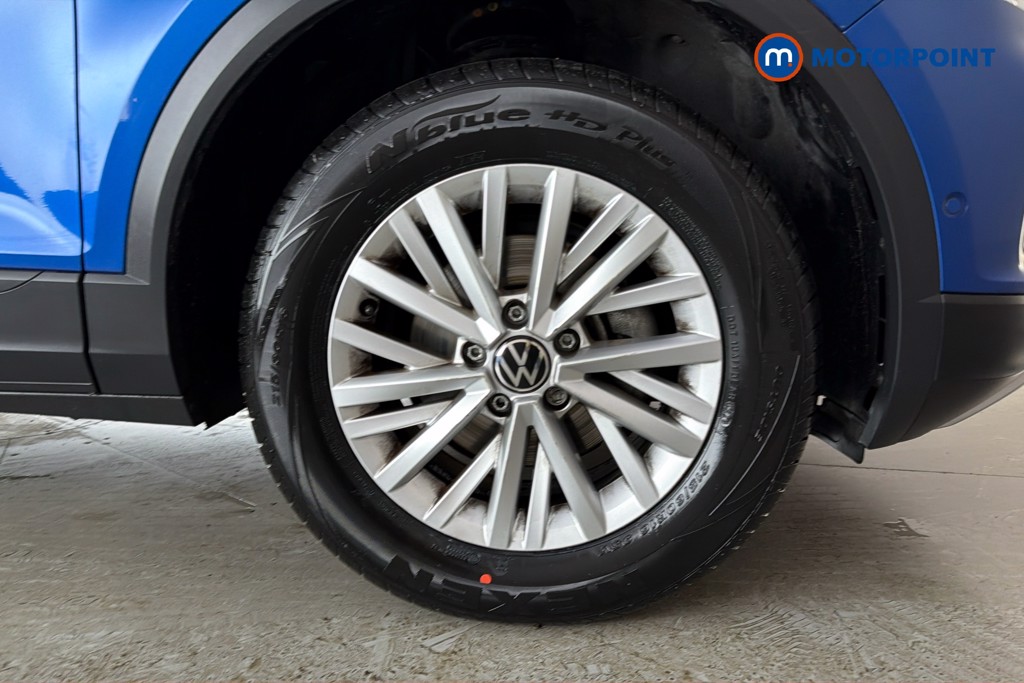 Volkswagen T-Roc Life Manual Petrol SUV - Stock Number (1671831) - 50th supplementary image