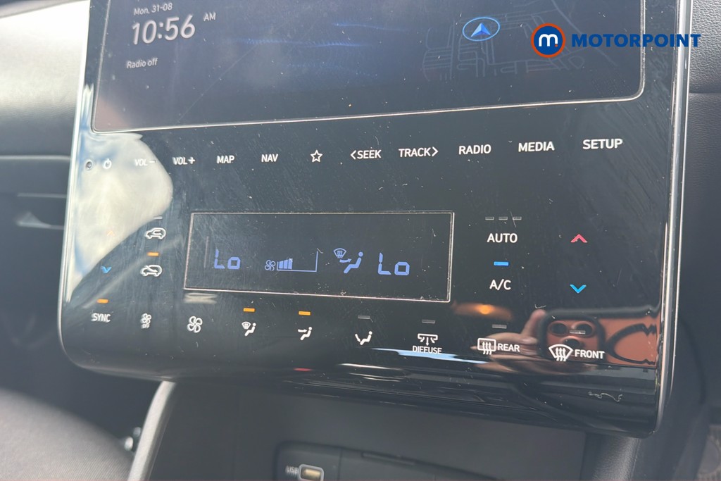 Hyundai Tucson Se Connect Manual Petrol SUV - Stock Number (1672300) - 14th supplementary image