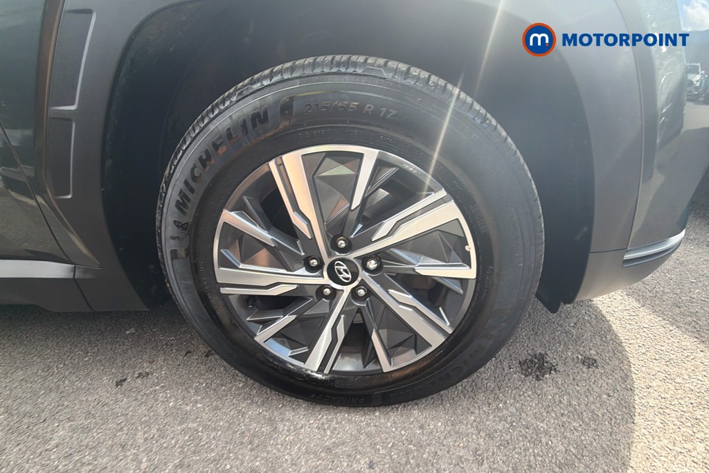 Hyundai Tucson Se Connect Manual Petrol SUV - Stock Number (1672300) - 1st supplementary image