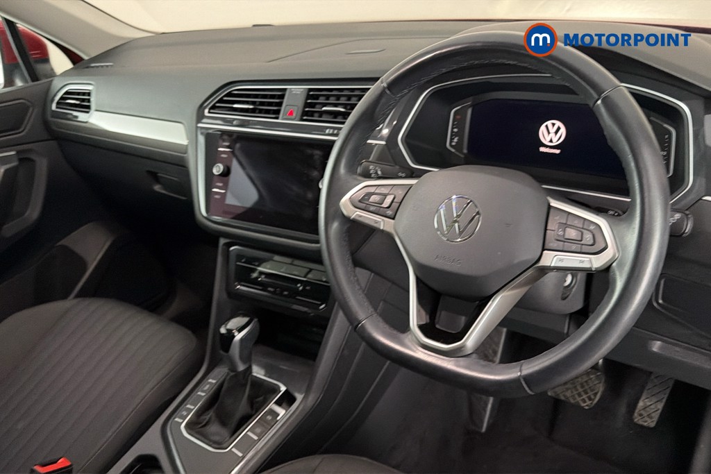 Volkswagen Tiguan Allspace Life Automatic Petrol SUV - Stock Number (1672304) - 2nd supplementary image