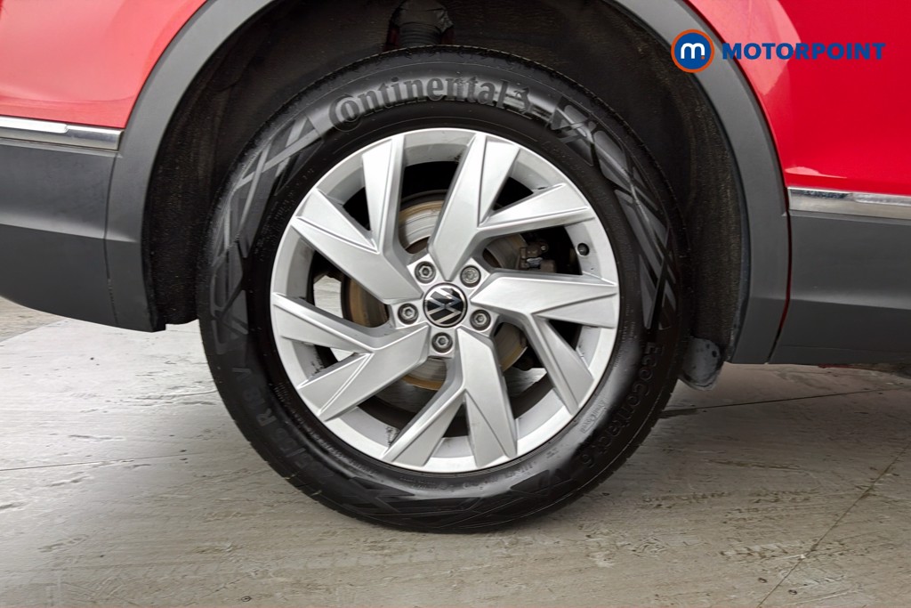 Volkswagen Tiguan Allspace Life Automatic Petrol SUV - Stock Number (1672304) - 49th supplementary image