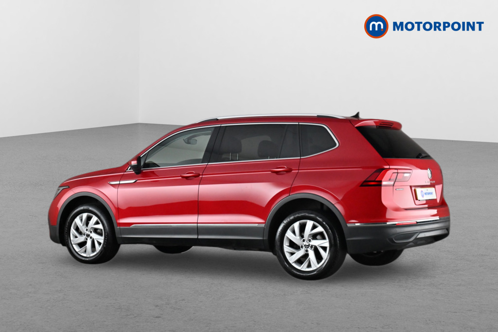 Volkswagen Tiguan Allspace Life Automatic Petrol SUV - Stock Number (1672304) - Passenger side rear corner