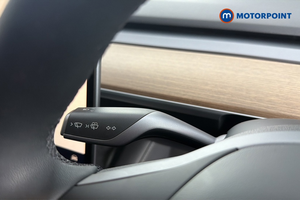 Tesla Model Y Rwd 5Dr Auto Automatic Electric SUV - Stock Number (1672342) - 5th supplementary image
