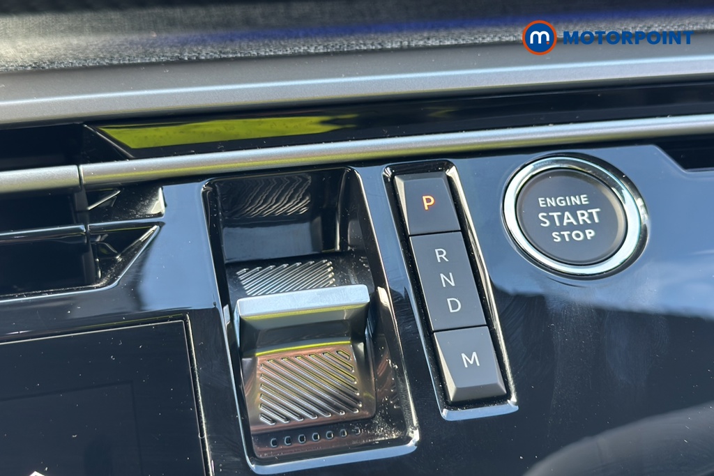 Peugeot 5008 Allure Premium Automatic Petrol SUV - Stock Number (1672654) - 993rd supplementary image
