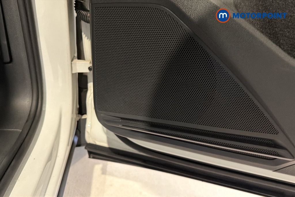 Volkswagen Tiguan SEL Automatic Diesel SUV - Stock Number (1672902) - 21st supplementary image