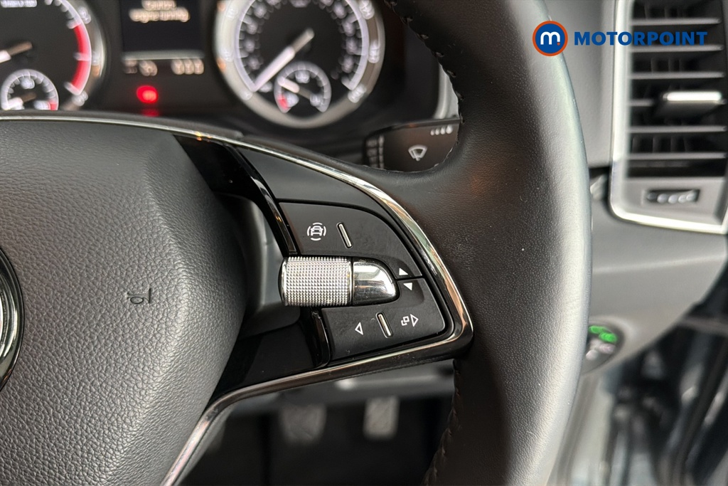 Skoda Karoq Se Drive Manual Petrol SUV - Stock Number (1672929) - 3rd supplementary image