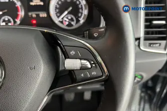 Skoda Karoq Se Drive Manual Petrol SUV - Stock Number (1672929) - 3rd supplementary image