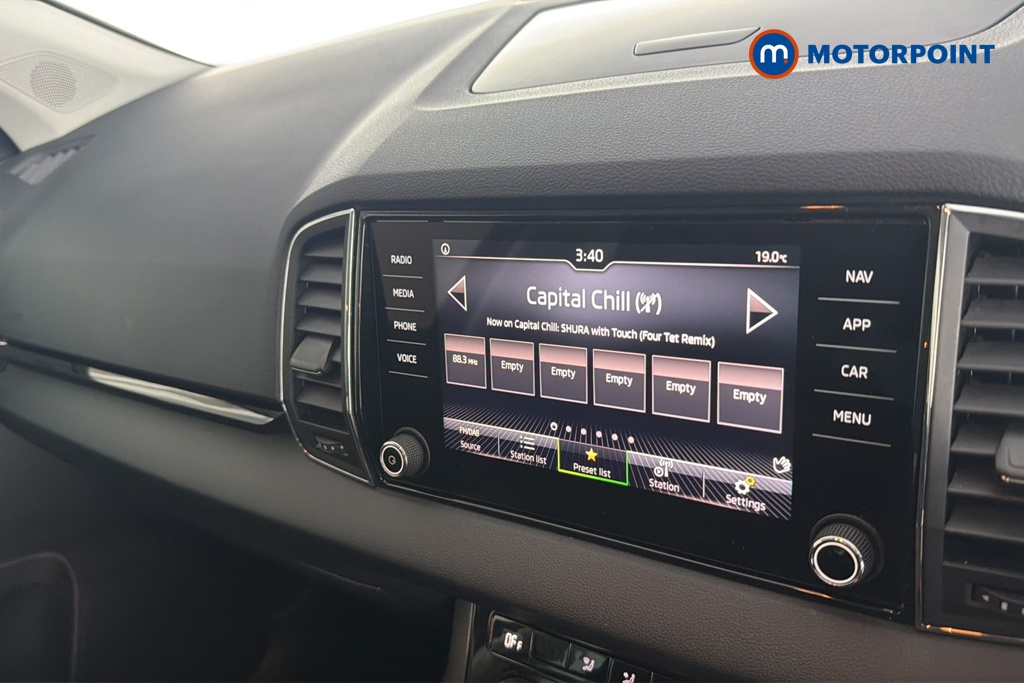 Skoda Karoq Se Drive Manual Petrol SUV - Stock Number (1672929) - 8th supplementary image