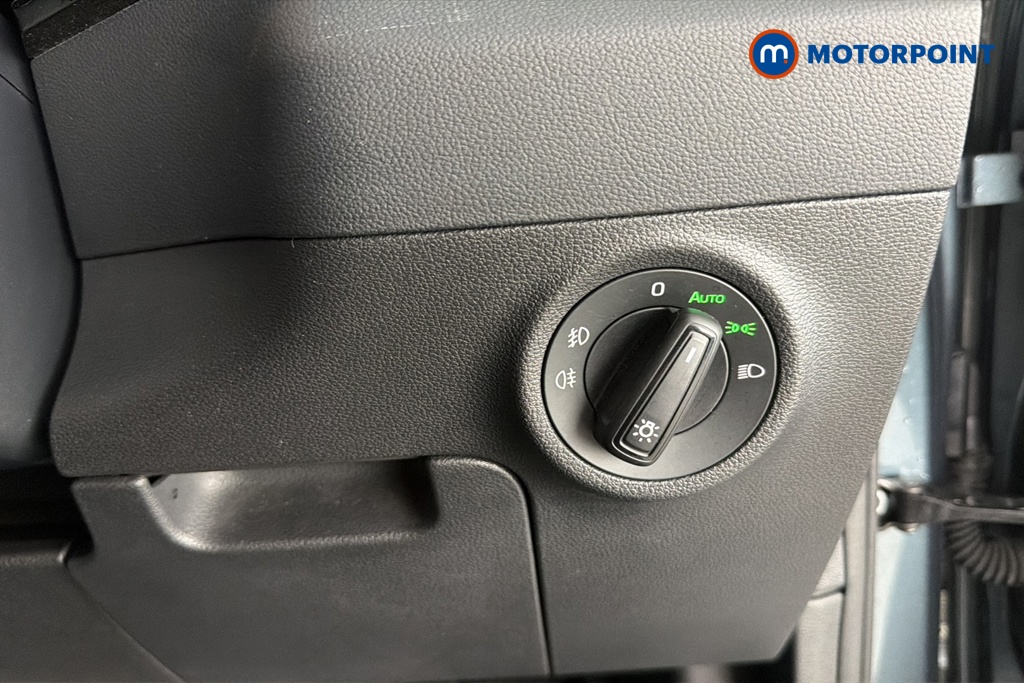 Skoda Karoq Se Drive Manual Petrol SUV - Stock Number (1672929) - 11th supplementary image