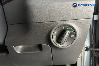 Skoda Karoq Se Drive Manual Petrol SUV - Stock Number (1672929) - 11th supplementary image