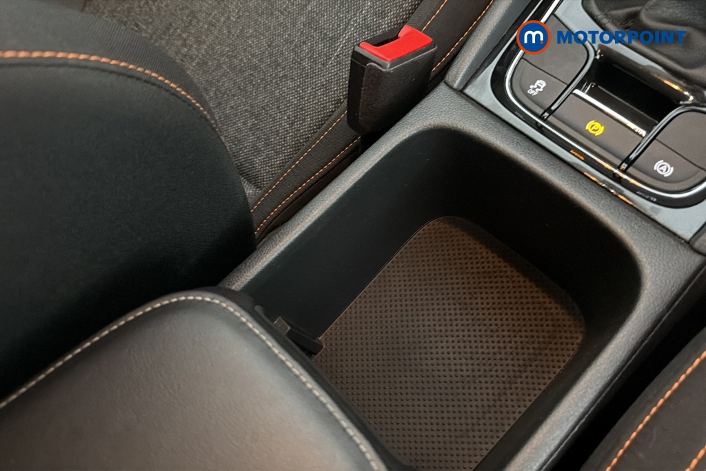 Skoda Karoq Se Drive Manual Petrol SUV - Stock Number (1672929) - 16th supplementary image