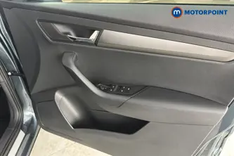 Skoda Karoq Se Drive Manual Petrol SUV - Stock Number (1672929) - 18th supplementary image