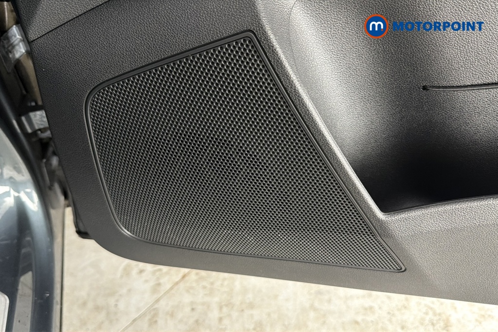 Skoda Karoq Se Drive Manual Petrol SUV - Stock Number (1672929) - 21st supplementary image