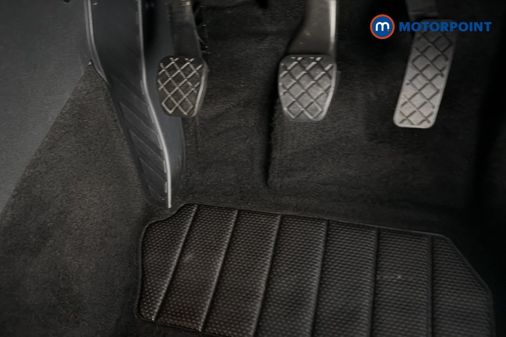Skoda Karoq Se Drive Manual Petrol SUV - Stock Number (1672929) - 24th supplementary image