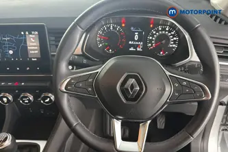 Renault Captur Iconic Manual Petrol SUV - Stock Number (1673145) - 2nd supplementary image