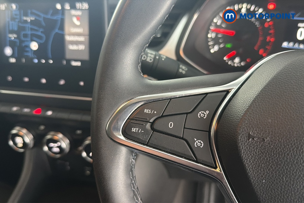 Renault Captur Iconic Manual Petrol SUV - Stock Number (1673145) - 4th supplementary image