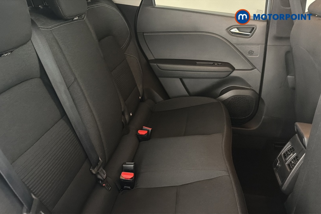 Renault Captur Iconic Manual Petrol SUV - Stock Number (1673145) - 25th supplementary image