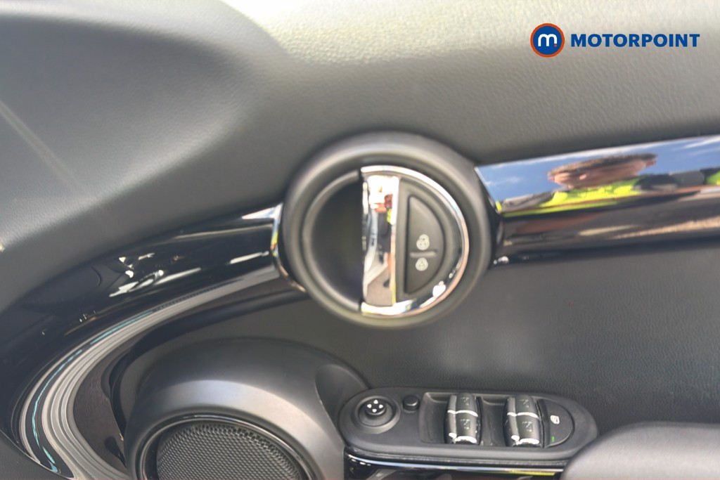 Mini Hatchback Cooper S Sport Manual Petrol Hatchback - Stock Number (1673164) - 3rd supplementary image