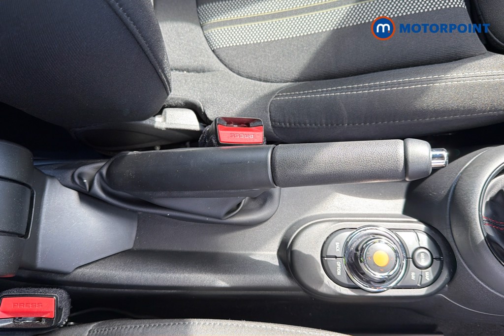 Mini Hatchback Cooper S Sport Manual Petrol Hatchback - Stock Number (1673164) - 17th supplementary image