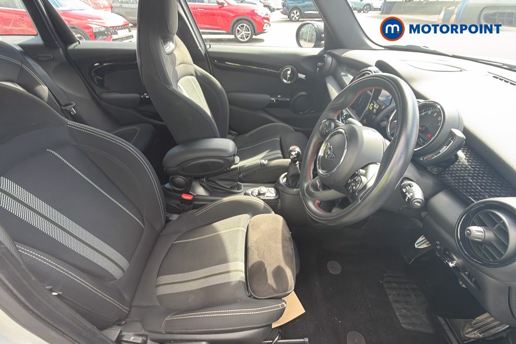 Mini Hatchback Cooper S Sport Manual Petrol Hatchback - Stock Number (1673164) - 18th supplementary image