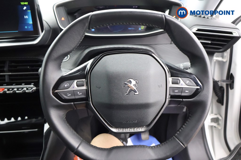 Peugeot 2008 Allure Premium Automatic Electric SUV - Stock Number (1673203) - 1st supplementary image