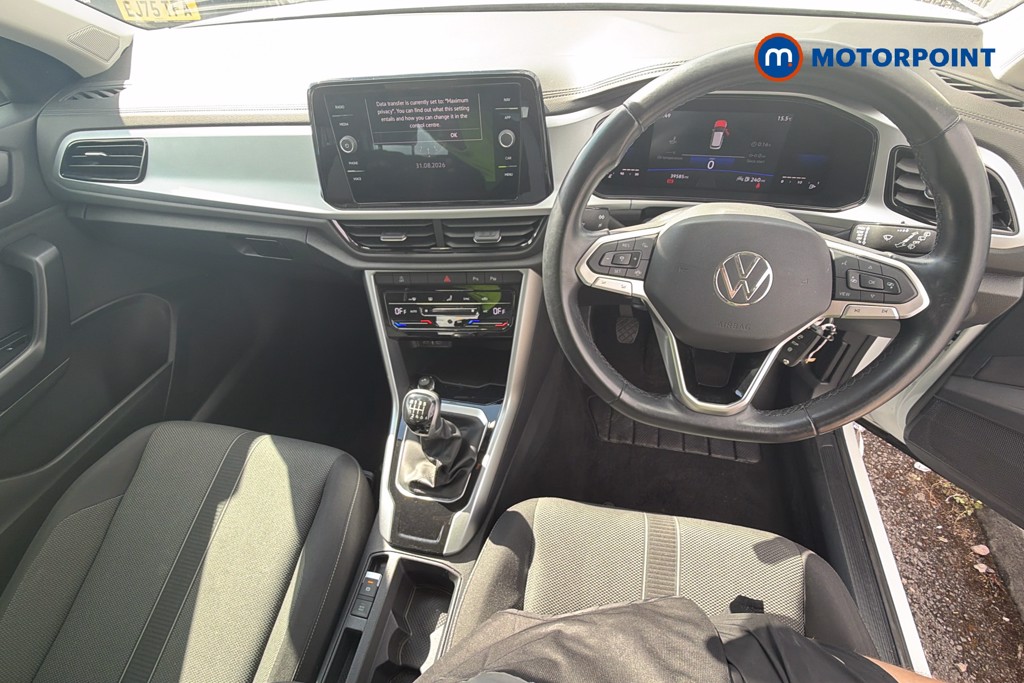 Volkswagen T-Roc Life Manual Petrol SUV - Stock Number (1673528) - 4th supplementary image