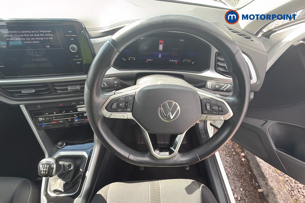 Volkswagen T-Roc Life Manual Petrol SUV - Stock Number (1673528) - 5th supplementary image