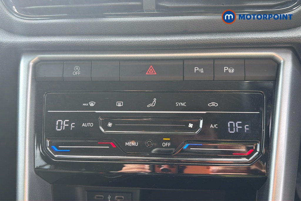 Volkswagen T-Roc Life Manual Petrol SUV - Stock Number (1673528) - 12th supplementary image