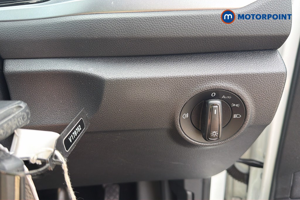 Volkswagen T-Roc Life Manual Petrol SUV - Stock Number (1673528) - 16th supplementary image