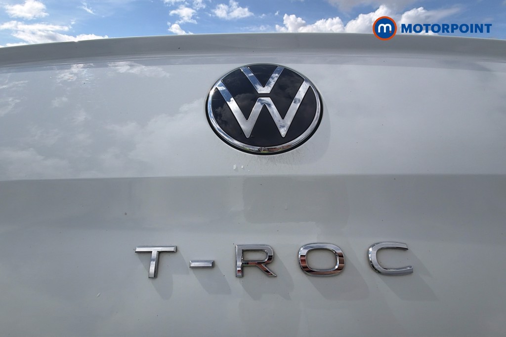 Volkswagen T-Roc Life Manual Petrol SUV - Stock Number (1673528) - 21st supplementary image