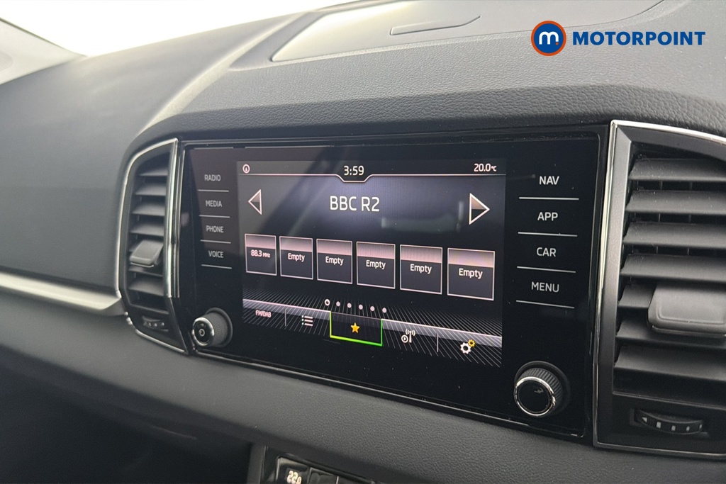 Skoda Karoq Se Drive Automatic Petrol SUV - Stock Number (1673564) - 8th supplementary image