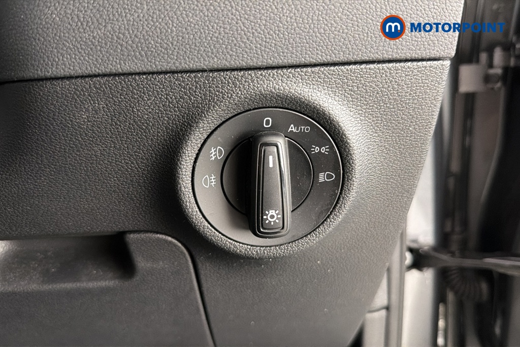 Skoda Karoq Se Drive Automatic Petrol SUV - Stock Number (1673564) - 11th supplementary image