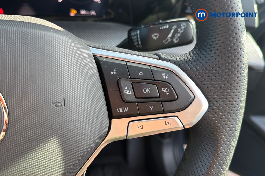 Volkswagen Golf Black Edition Manual Petrol Hatchback - Stock Number (1673583) - 9th supplementary image