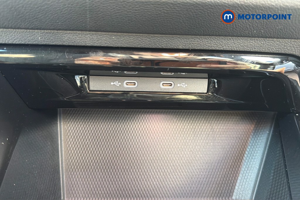Volkswagen Golf Black Edition Manual Petrol Hatchback - Stock Number (1673583) - 15th supplementary image